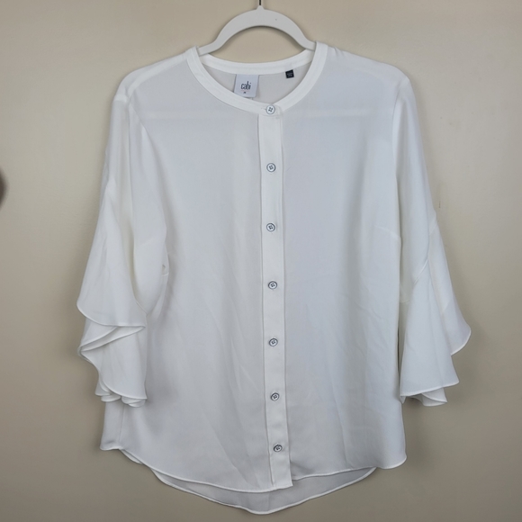 CAbi White Float Flutter Sleeve Top Size M #5521 - Picture 2 of 7